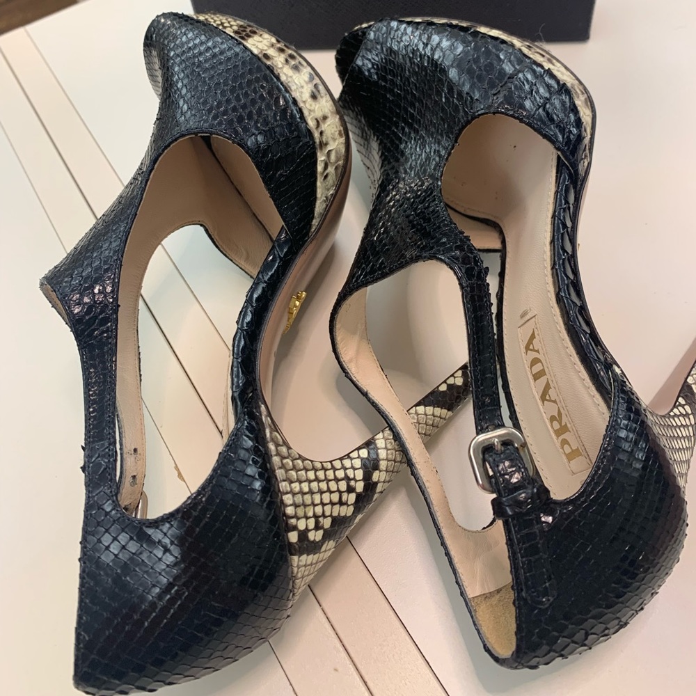 Prada Python Black Nude Platform Heels Size 39 Ln… - image 4
